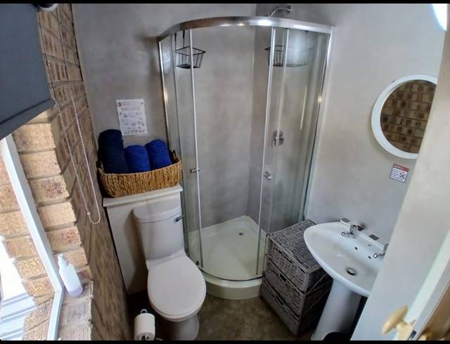 1 BEDROOM PROPERTY TO RENT IN THE REEDS